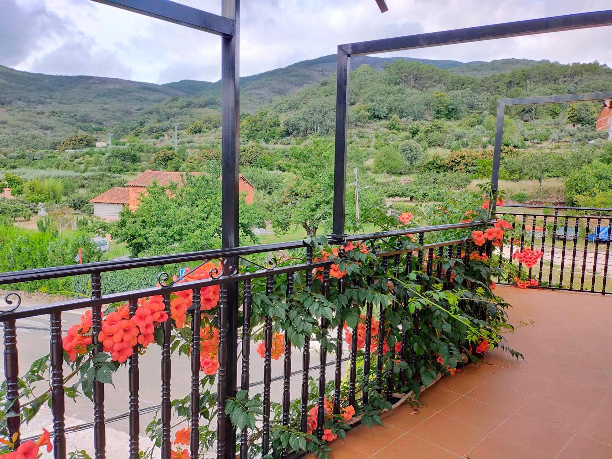 Hostal Yuste Гарганта-ла-Олья Экстерьер фото