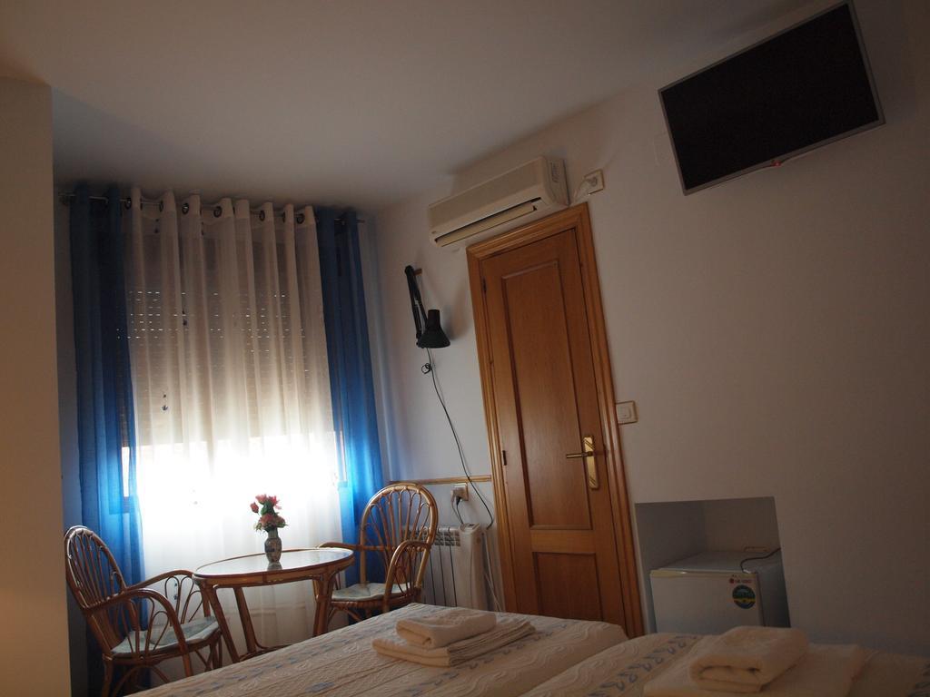 Hostal Yuste Гарганта-ла-Олья Экстерьер фото