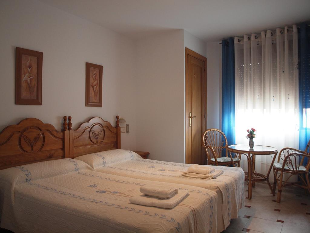 Hostal Yuste Гарганта-ла-Олья Экстерьер фото