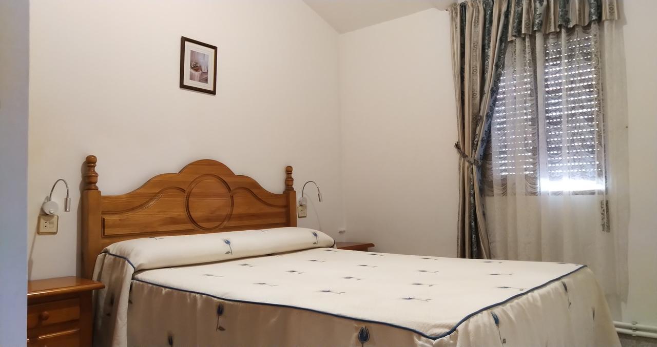 Hostal Yuste Гарганта-ла-Олья Экстерьер фото